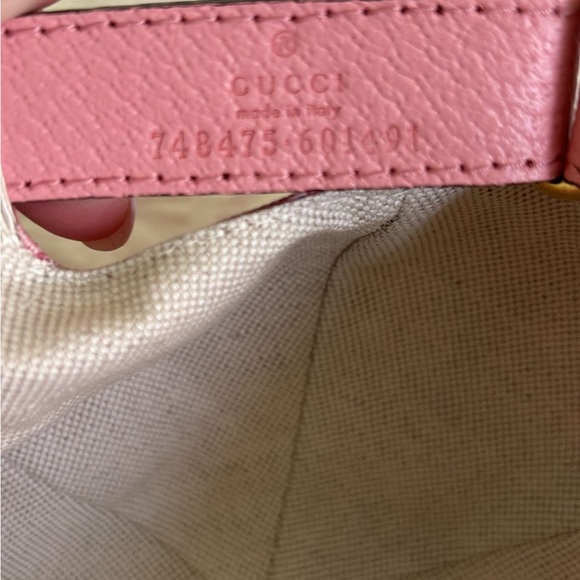 Gucci Women’s GG Canvas Baseball Hat - Picture 2 of 7